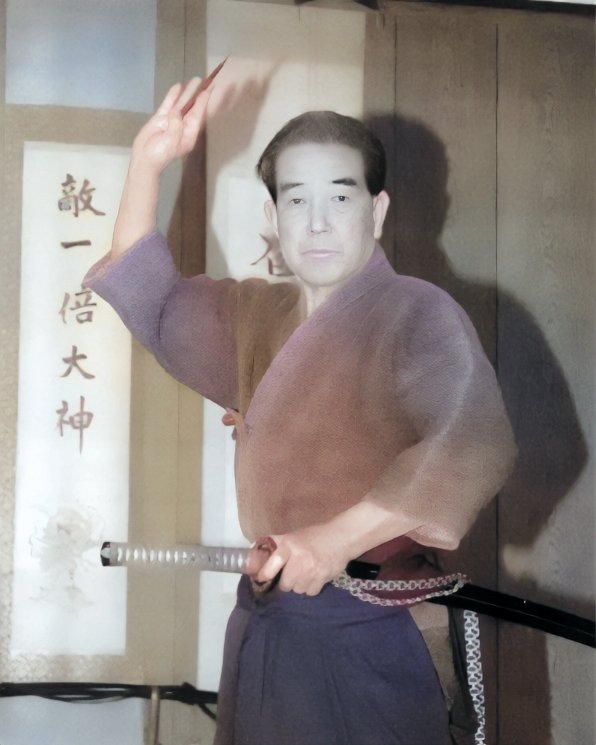 Otake Risuke throwing a Ninjutsu Shaken